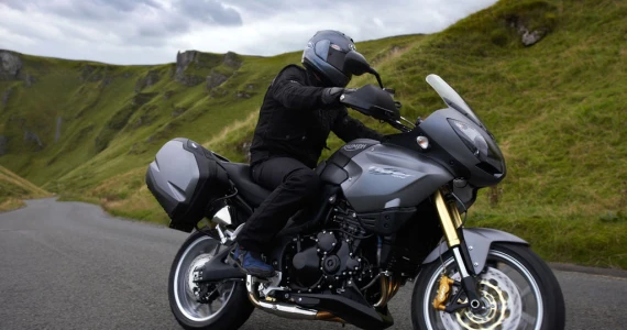 รูปภาพ ไทรอัมพ์ Triumph Tiger 1050 SE Sport ปี 2013