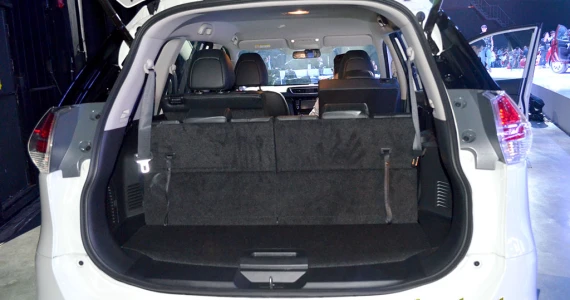 รูปภาพ นิสสัน Nissan X-Trail 2.0 V 4WD ปี 2014