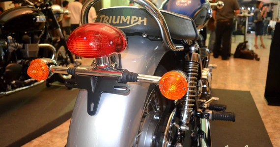 รูปภาพ ไทรอัมพ์ Triumph Bonneville T100 ปี 2015