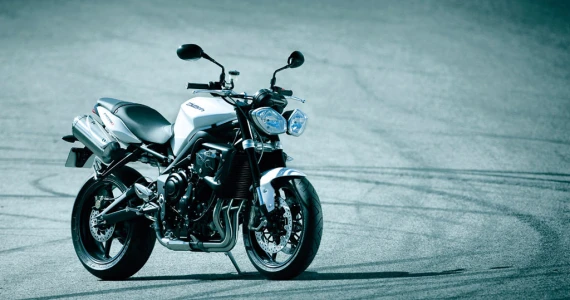 รูปภาพ ไทรอัมพ์ Triumph Speed Triple R 1050 ปี 2013