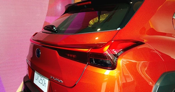 รูปภาพ เลกซัส Lexus UX 250h F-Sport AWD ปี 2019