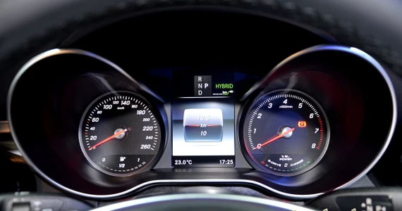 รูปภาพ เมอร์เซเดส-เบนซ์ Mercedes-benz C-Class C 350 e Estate AMG Dynamic ปี 2016