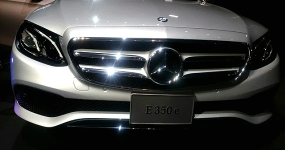 รูปภาพ เมอร์เซเดส-เบนซ์ Mercedes-benz E-Class E 300 e Avantgarde ปี 2019
