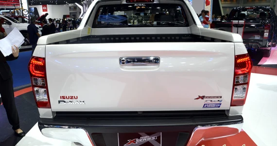 รูปภาพ อีซูซุ Isuzu D-MAX X-Series Hi-Lander 4-Door 1.9 Ddi Z-Prestige Blue Power A/T ปี 2016
