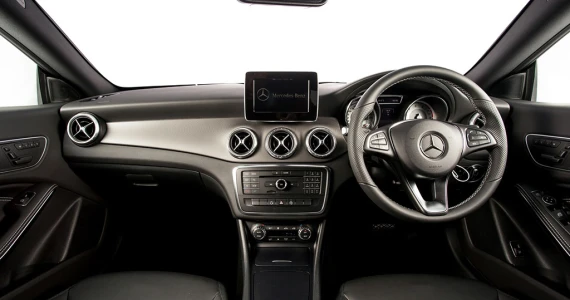 รูปภาพ เมอร์เซเดส-เบนซ์ Mercedes-benz CLA-Class CLA 200 Urban ปี 2015