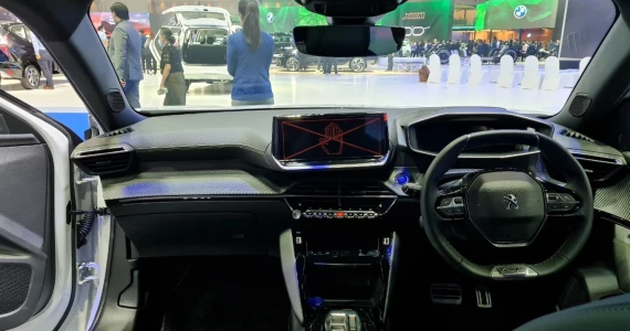 รูปภาพ เปอโยต์ Peugeot 2008 e-2008 Full Electric ปี 2023