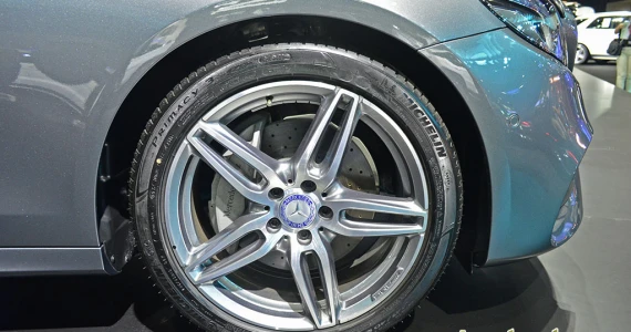 รูปภาพ เมอร์เซเดส-เบนซ์ Mercedes-benz E-Class E 220 d Estate AMG Dynamic ปี 2016