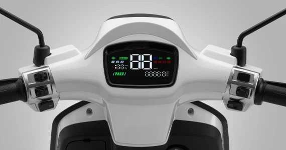 รูปภาพ อีเอ็ม EM Legend Pro (Standard) ปี 2025