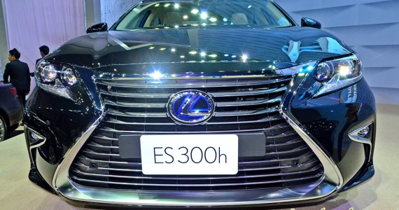 รูปภาพ เลกซัส Lexus ES 300h Luxury ปี 2015