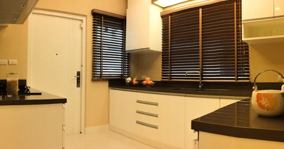 รูปภาพ รัชชา นครอินทร์ (Ratcha Nakornin)