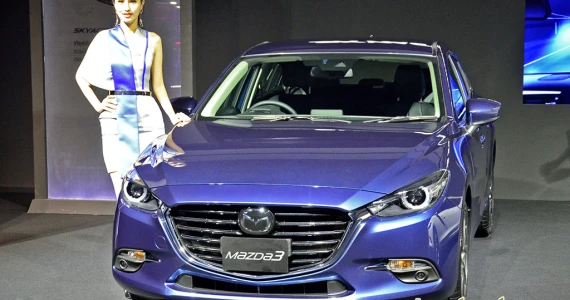 รูปภาพ มาสด้า Mazda 3 2.0 SP Sports Hatchback ปี 2017