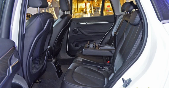 รูปภาพ บีเอ็มดับเบิลยู BMW X1 sDrive18i xLine ปี 2016