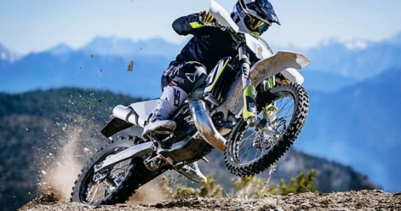 รูปภาพ ฮุสวาน่า Husqvarna TE 250i ปี 2018