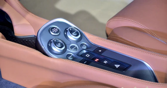 รูปภาพ แมคลาเรน McLaren 570S Coupe Standard ปี 2015