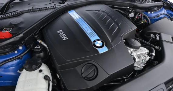 รูปภาพ บีเอ็มดับเบิลยู BMW Series 3 ActiveHybrid 3 M Sport ปี 2013