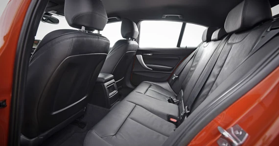 รูปภาพ บีเอ็มดับเบิลยู BMW Series 1 118i Sport ปี 2015