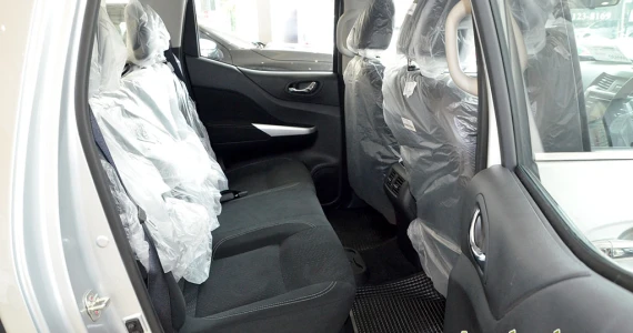 รูปภาพ นิสสัน Nissan Navara NP300 Double Cab Calibre E 6MT ปี 2014