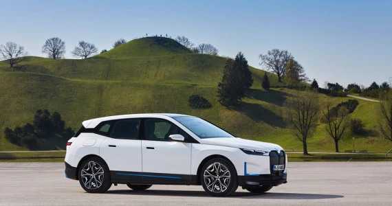 รูปภาพ บีเอ็มดับเบิลยู BMW i X xDrive50 Sport ปี 2022