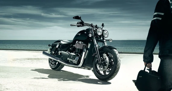 รูปภาพ ไทรอัมพ์ Triumph Thunderbird Storm ปี 2011