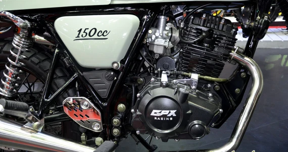 รูปภาพ จีพีเอ็กซ์ GPX Legend 150 ปี 2016