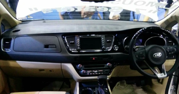 รูปภาพ เกีย KIA Grand Carnival Limousine (SXL) ปี 2017