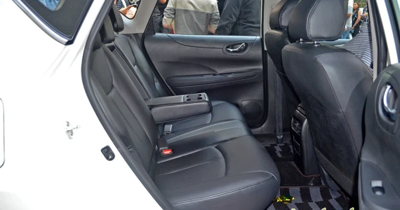 รูปภาพ นิสสัน Nissan Pulsar 1.6 SV ปี 2013