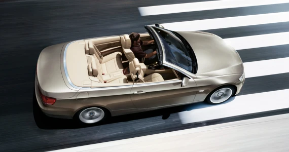 รูปภาพ บีเอ็มดับเบิลยู BMW Series 3 320i Convertible ปี 2010