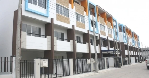 รูปภาพ เทรนดี้ ธารา รามคำแหง (Trendy Tara RamKhamheang)