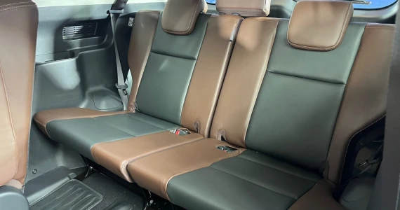 รูปภาพ โตโยต้า Toyota Innova Zenix 2.0 HEV Premium ปี 2023