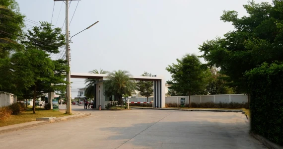 รูปภาพ กาญจน์กนกทาวน์ 1 เลียบทางรถไฟ (Karnkanok Town 1)