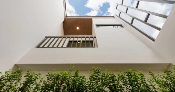 รูปภาพ เอชคิววัน แอท นาคนิวาส 20 วาริช เรียลเอสเตท (HQ1 @Nak Niwat 20 Warich Real Estate)