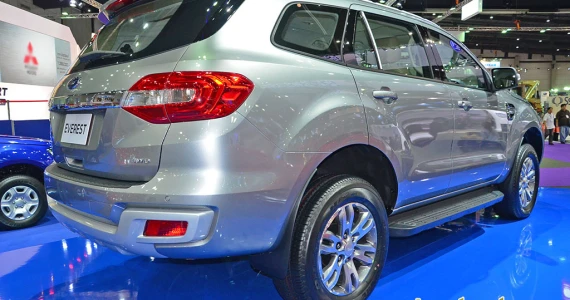 รูปภาพ ฟอร์ด Ford Everest 2.2L Titanium 4x2 AT ปี 2017