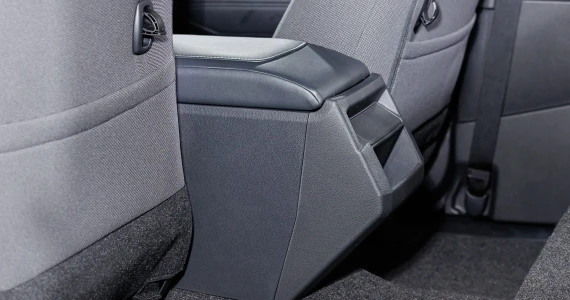 รูปภาพ โตโยต้า Toyota Hilux Travo Smart Cab Prerunner 2.8 Smart MT ปี 2025