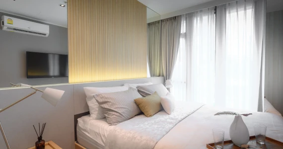 รูปภาพ ตรรกะ ศรีวรา (Takka Sriwara)