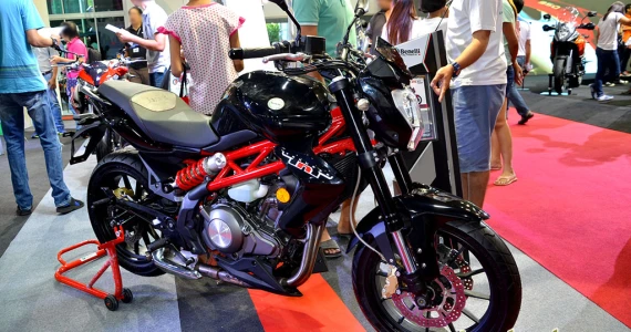 รูปภาพ เบเนลลี Benelli TNT 300 ปี 2013