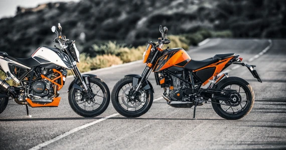 รูปภาพ เคทีเอ็ม KTM 690 Duke R ปี 2016