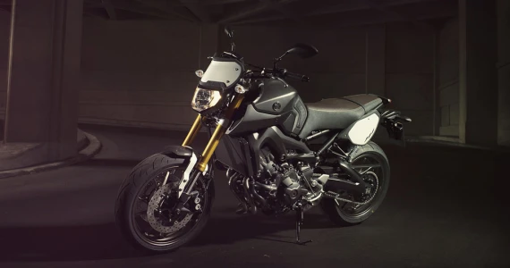รูปภาพ ยามาฮ่า Yamaha FZ-09 Sport Tracker ปี 2015
