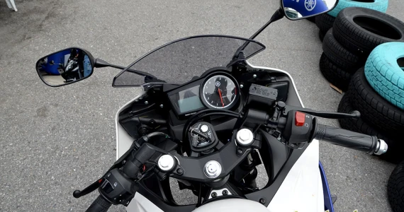 รูปภาพ ยามาฮ่า Yamaha YZF-R15 (Standard) ปี 2014
