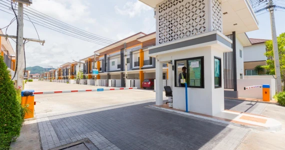 รูปภาพ มณีรินทร์ โมเดิร์นโฮม บางพระ (Maneerin Modernhome Bangphra)