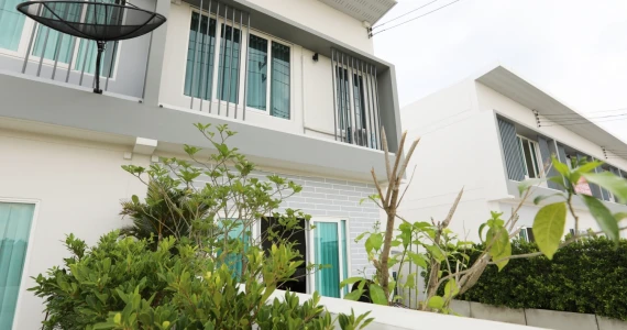 รูปภาพ ชนัญญา ทาวน์เฮาส์ บ่อวิน (Chanunya Townhouse Bowin)