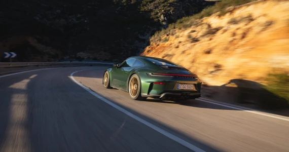 รูปภาพ Porsche ปี 2025