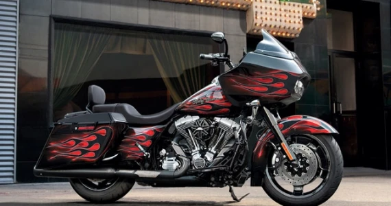 รูปภาพ ฮาร์ลีย์-เดวิดสัน Harley-Davidson CVO Road Glide Custom Special ปี 2013