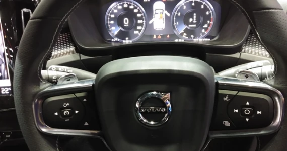 รูปภาพ วอลโว่ Volvo XC40 T4 Momentum ปี 2018