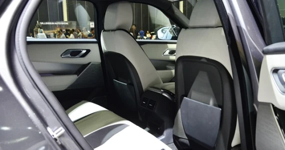 รูปภาพ แลนด์โรเวอร์ Land Rover Range Rover Velar S ปี 2017