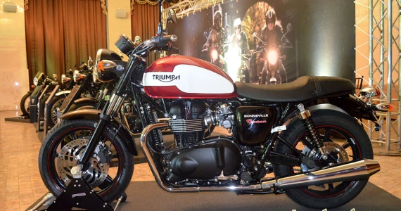 รูปภาพ ไทรอัมพ์ Triumph Bonneville Newchurch ปี 2015