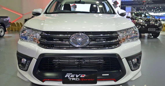 รูปภาพ โตโยต้า Toyota Revo Smart Cab 2.4 TRD Sportivo ปี 2016