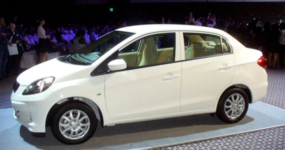 รูปภาพ ฮอนด้า Honda Brio Amaze V CVT ปี 2012
