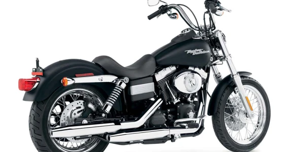 รูปภาพ ฮาร์ลีย์-เดวิดสัน Harley-Davidson Dyna Street Bob ปี 2016