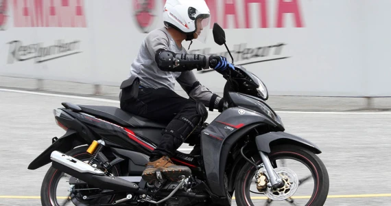 รูปภาพ ยามาฮ่า Yamaha Jupiter RC 115i ปี 2016