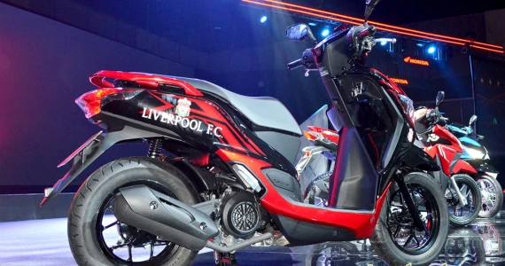 รูปภาพ ฮอนด้า Honda Moove Liverpool F.C. Limited Edition ปี 2015